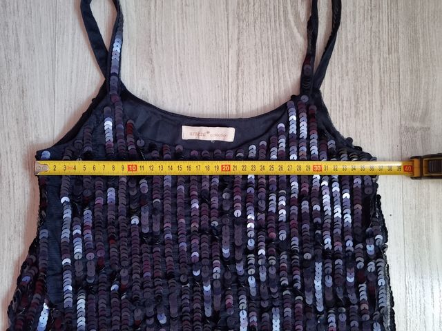 vestido con lentejuelas