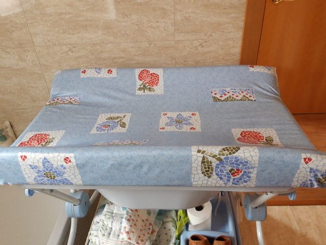 CAMBIADOR BAÑERA PORTATIL BEBÉ