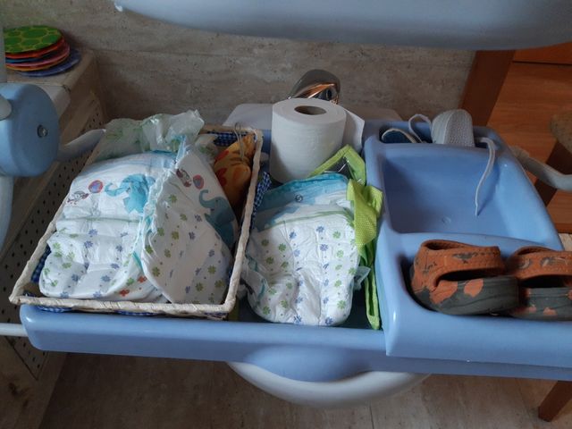 CAMBIADOR BAÑERA PORTATIL BEBÉ