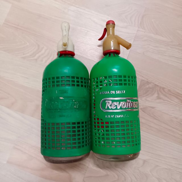 2 SIFONES VINTAGE "LA REVOLTOSA"