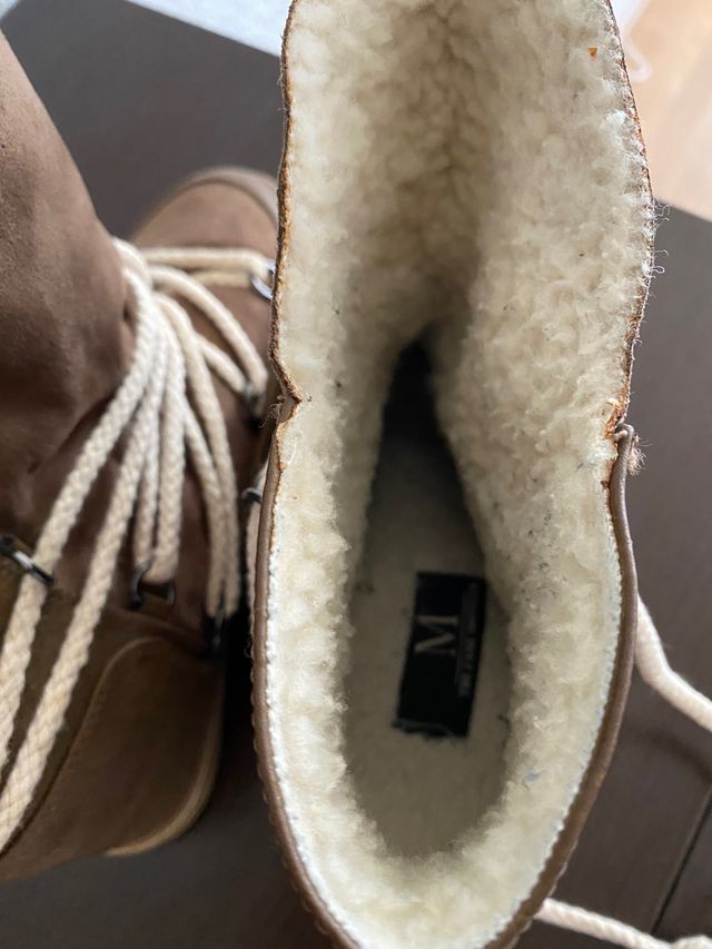 Botines marrones con cuña interior