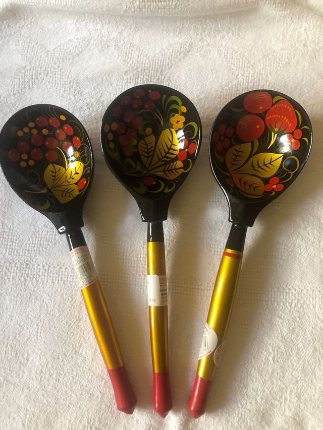 Cucchiaio di legno russo