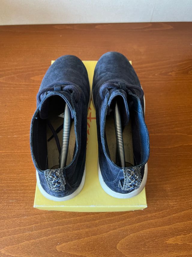 Zapatillas UGG Azul talla 42