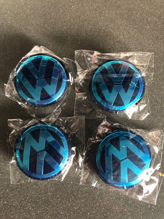 Logos nuevo Volkswagen color plata