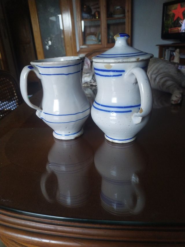 2 jarras antigua ceràmica de Manises