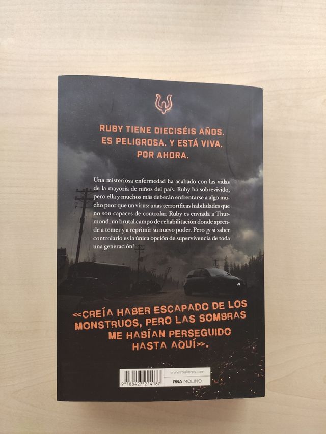 Libro Mentes poderosas - Alexandra Bracken 