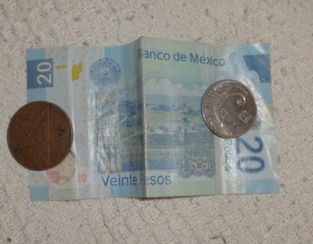 Trueco: Lote de monedas de paises varios