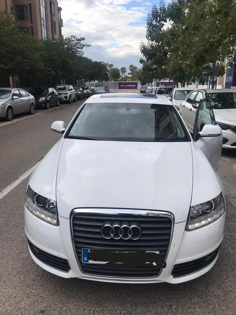 Audi A6 2010 - foto 1