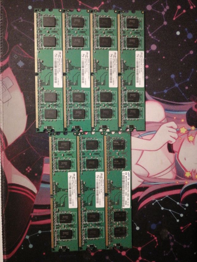 7 Memorias RAM - DDR2 de 256 MB