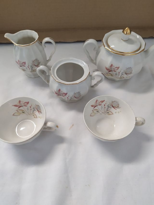 Antiguo juego porcelana.