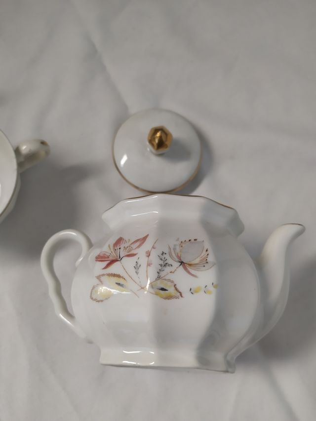 Antiguo juego porcelana.