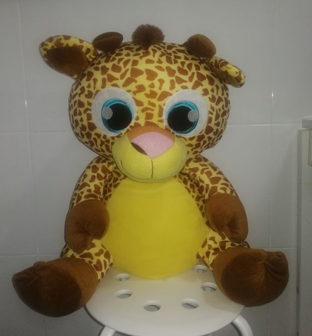 Peluche jirafa grande