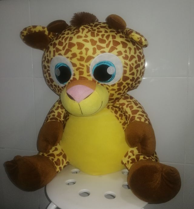 Peluche jirafa grande