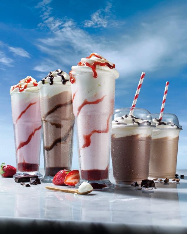 Se necesita camarer@