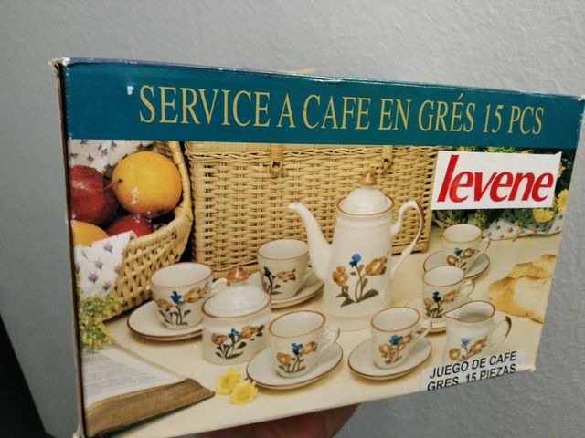 Juego de café de gres 15 piezas.