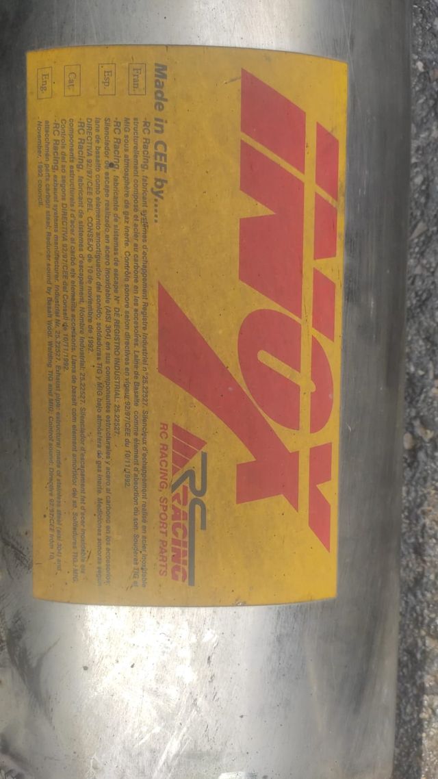 tubo de escape leon 1