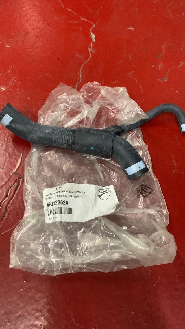 manguito refrigerante ducati multistrada