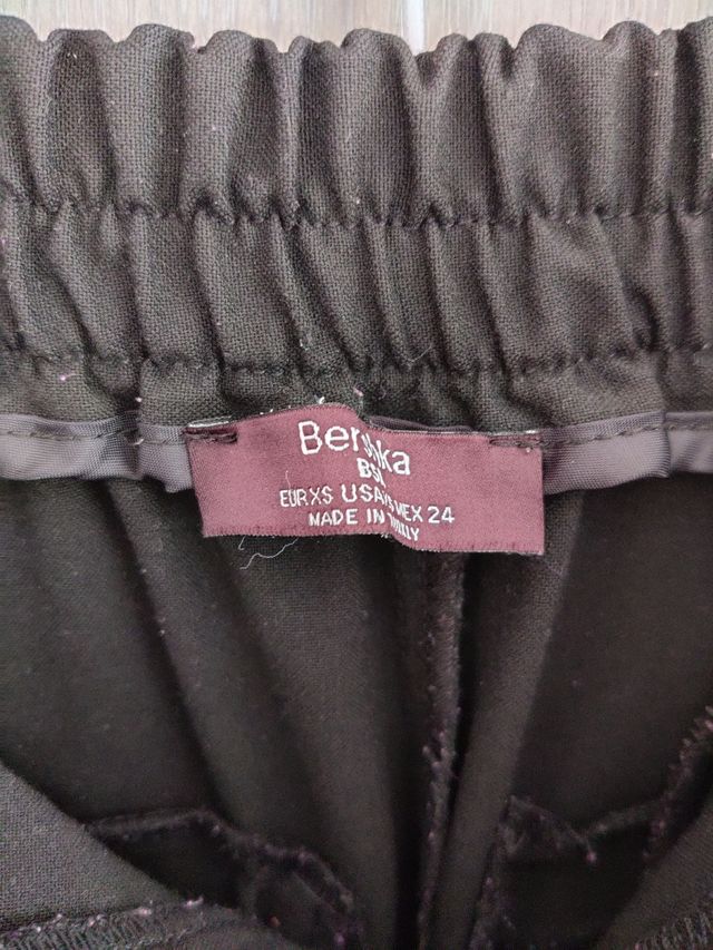 Pantalón de pinza de Bershka