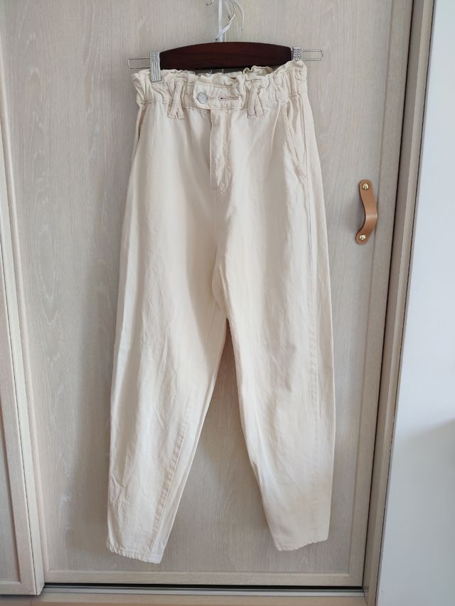 Pantalones slouchy de Stradivarius