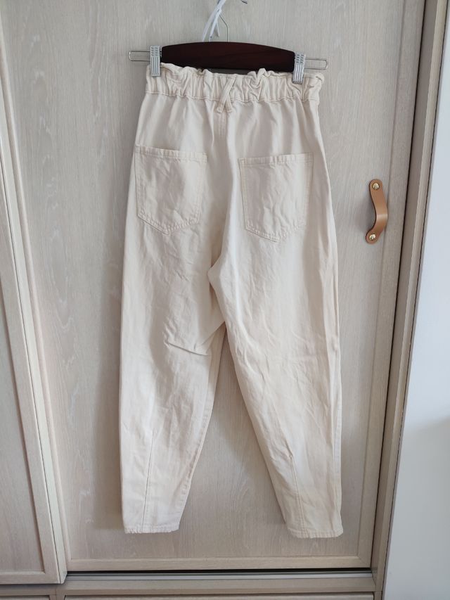 Pantalones slouchy de Stradivarius