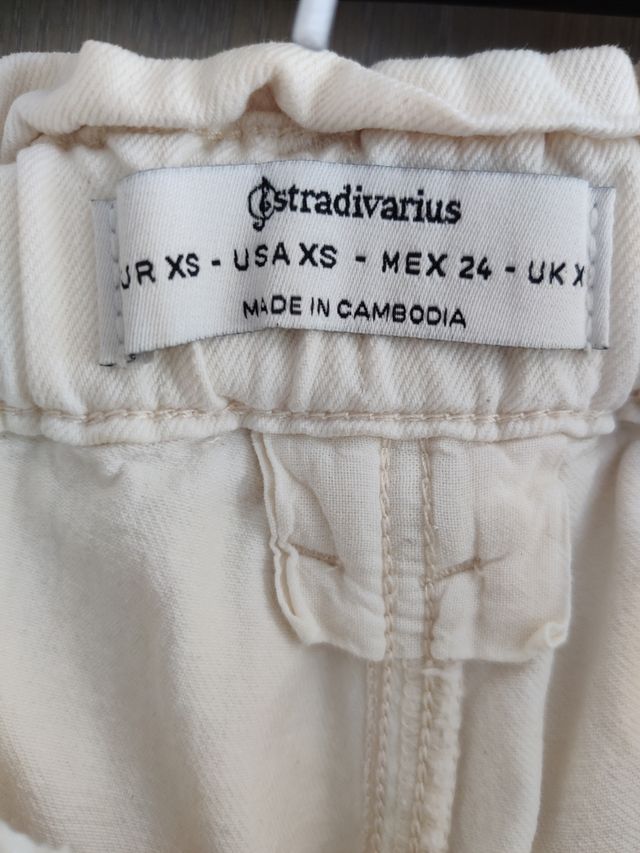 Pantalones slouchy de Stradivarius