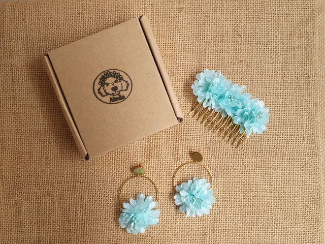 Conjunto pendientes y peinecillo verde agua