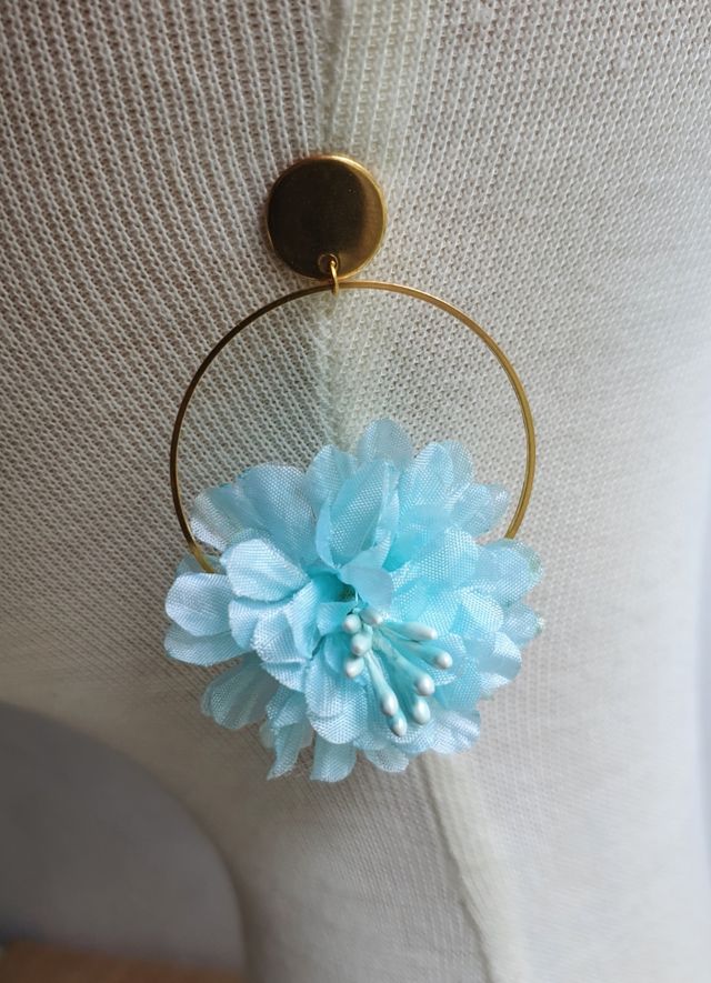 Conjunto pendientes y peinecillo verde agua