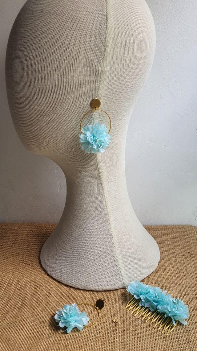 Conjunto pendientes y peinecillo verde agua