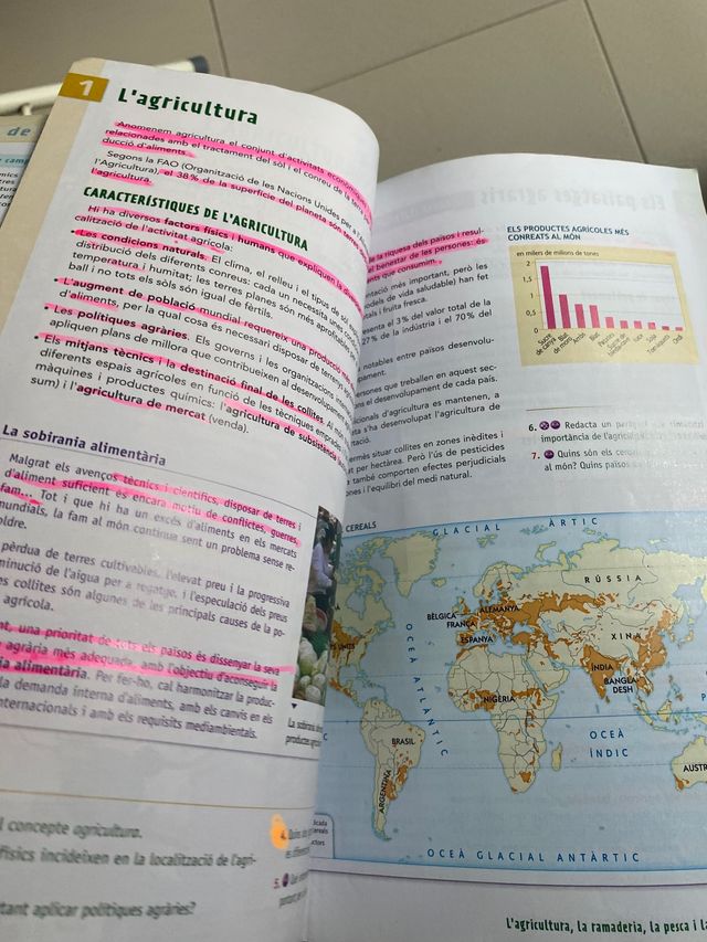 Libro geografia,historia 3reso (en catalan)