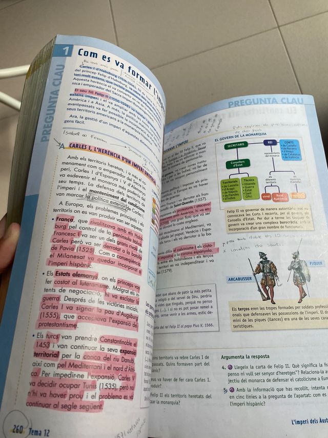 Libro geografia,historia 3reso (en catalan)