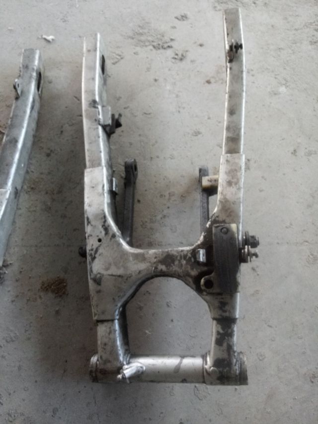 BASCULANTE YAMAHA RD350.