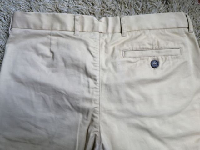 Pantalón corto beis Bass 10