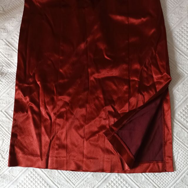 Vestido de raso de fiesta