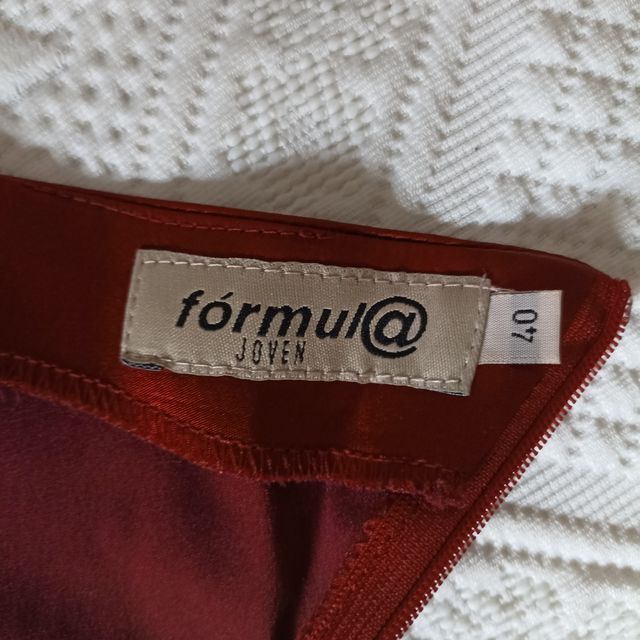 Vestido de raso de fiesta