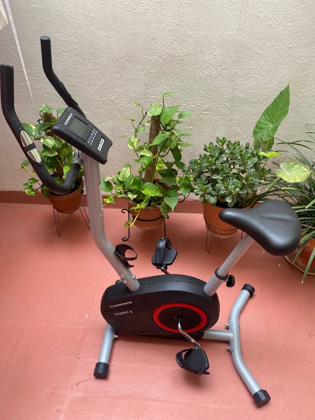 Bicicleta estática Cadence gran calidad