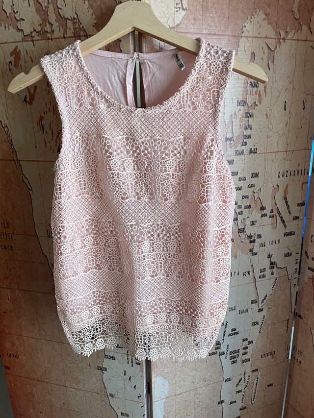 Camiseta de puntilla de Stradivarius 