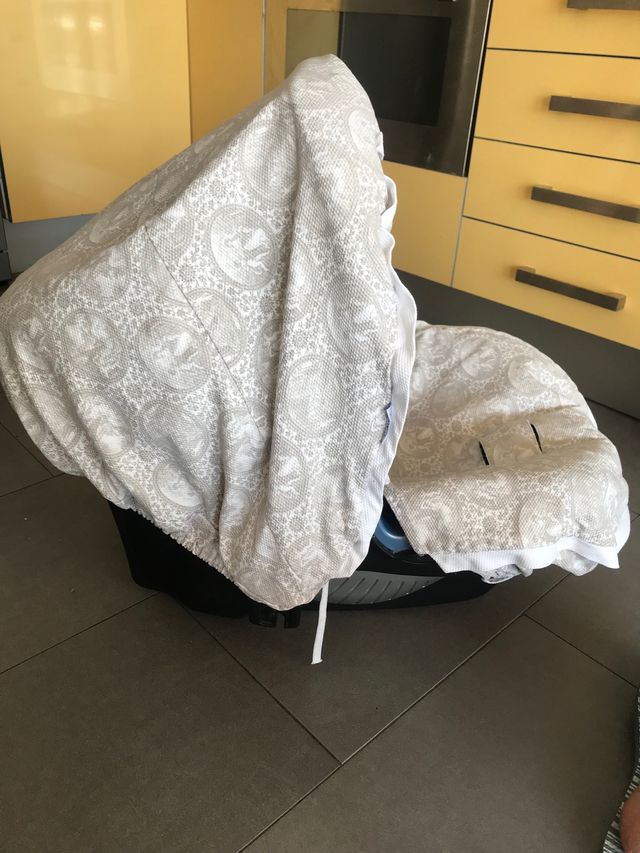 Funda y capota maxicosi