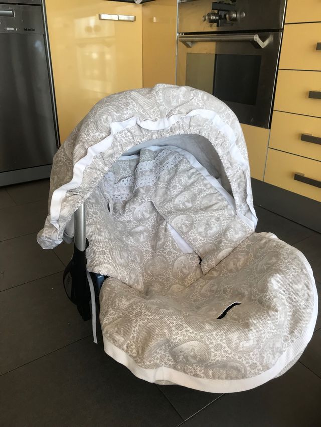 Funda y capota maxicosi