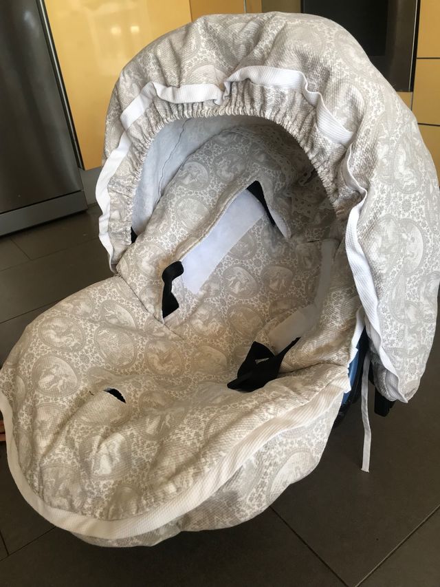 Funda y capota maxicosi