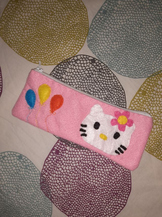 ESTUCHE FIELTRO HELLO KITTY