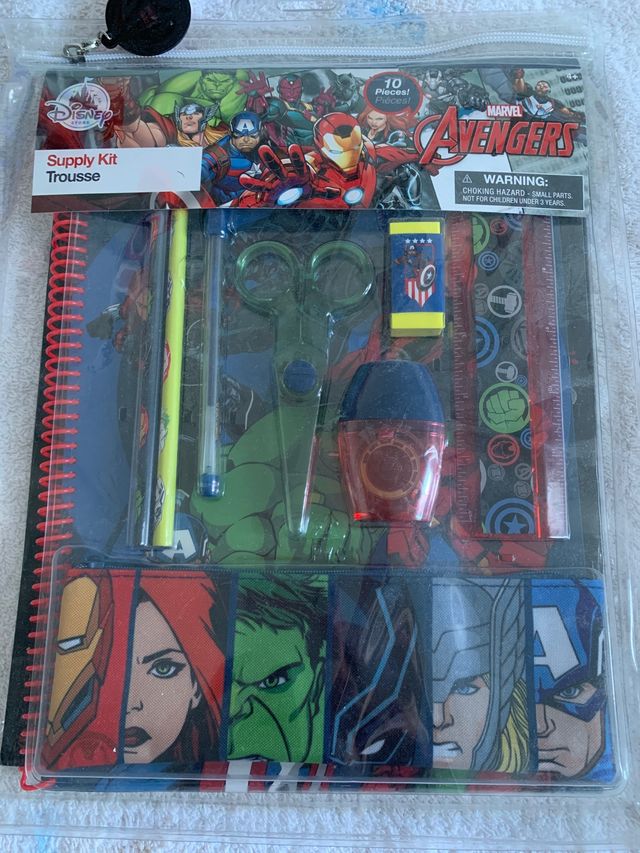 Marvel. Conjunto papelería. Supply lit trousse.