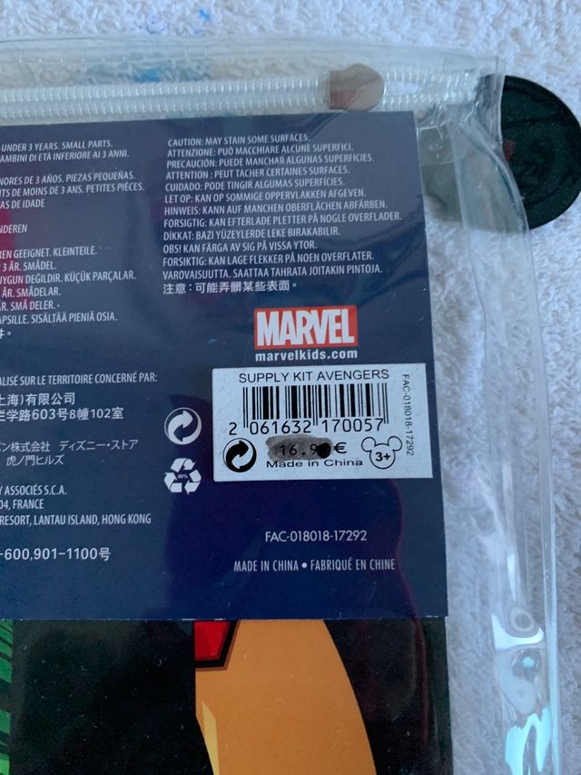 Marvel. Conjunto papelería. Supply lit trousse.