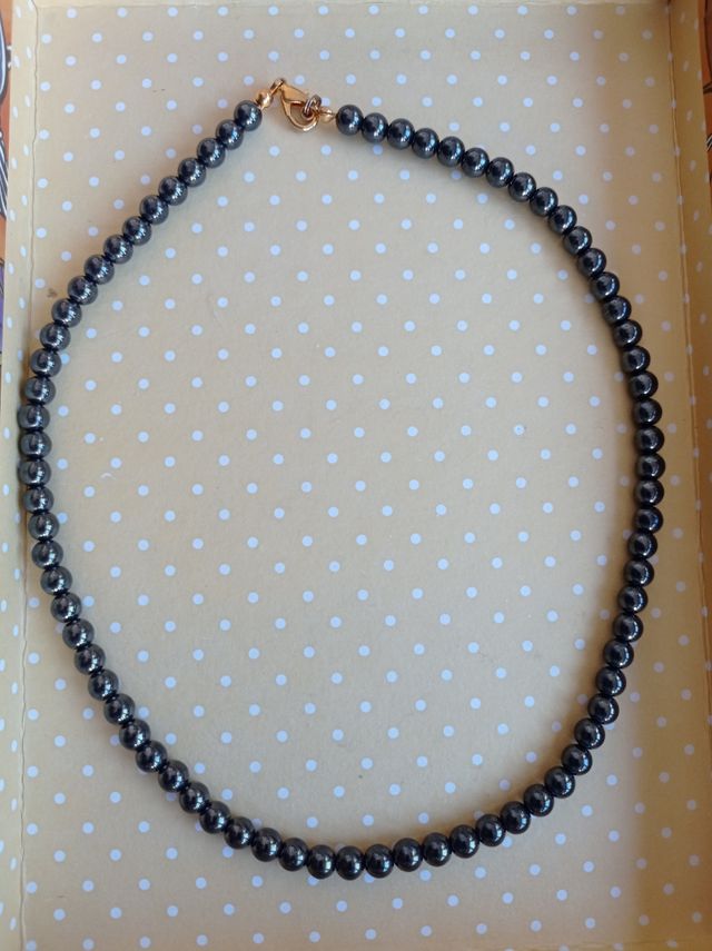 Collar de hematites