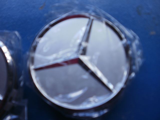 Tapacubos Mercedes 75 mm no original