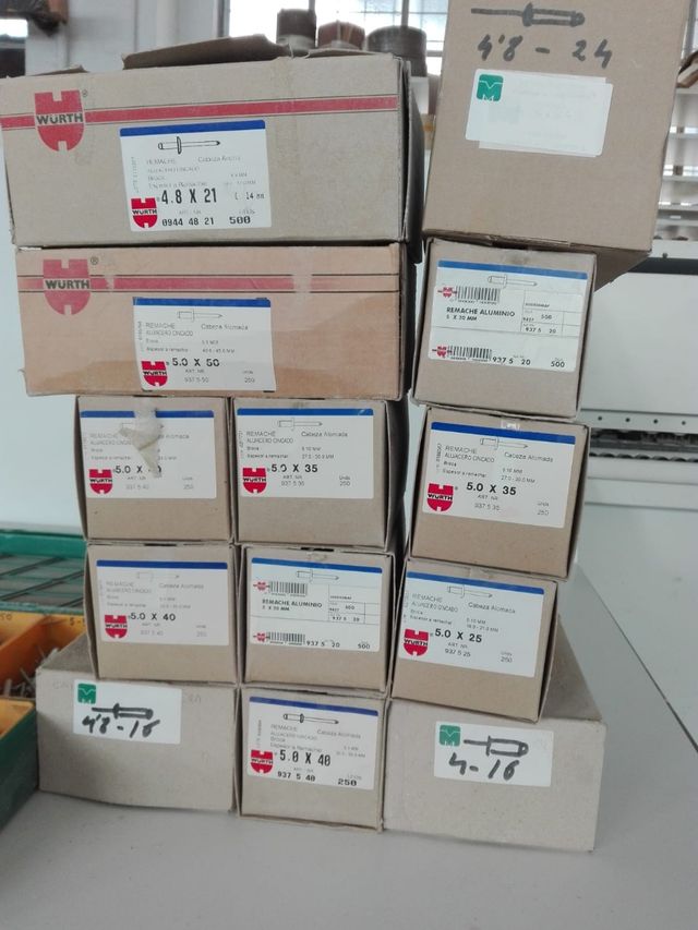 Lote Remachadora y accesorios