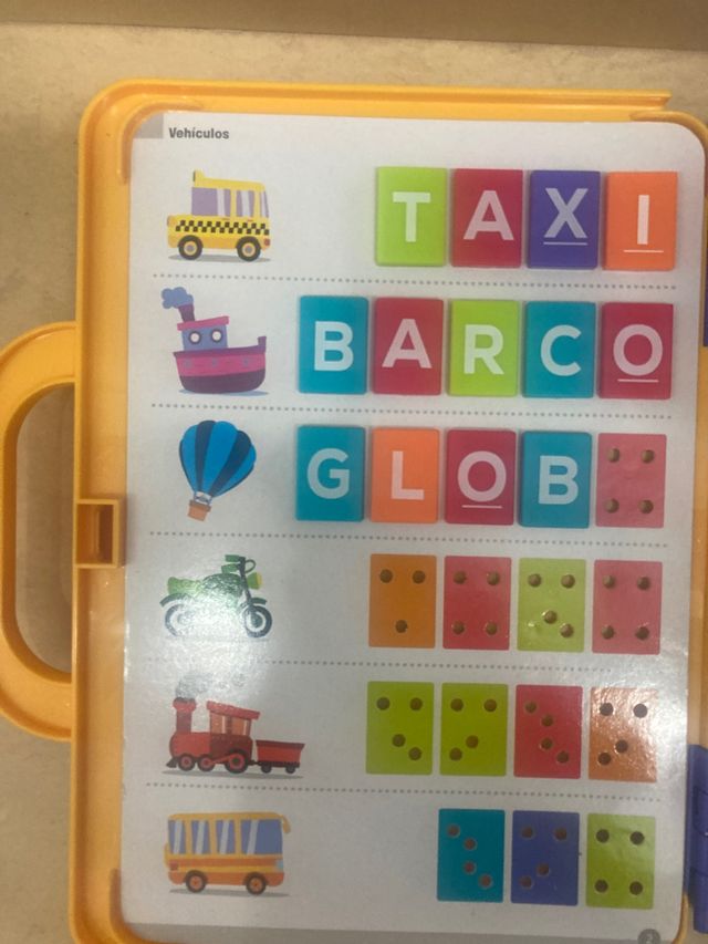 Juego de letras "yo aprendo a leer ".