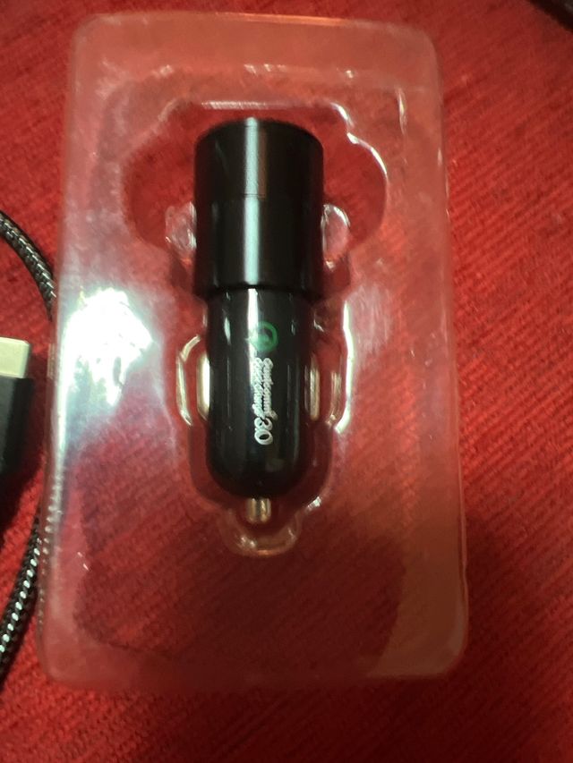 Cargador doble para coche