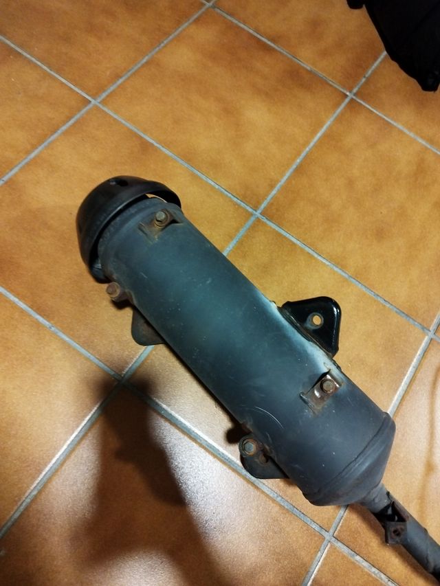 tubo de escape Kymco superdink 125cc