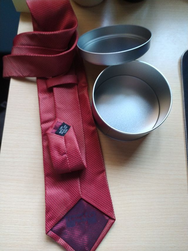 corbata nueva