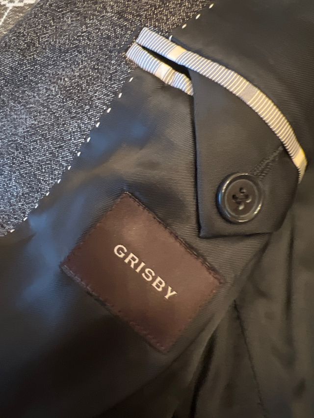 Traje Marca Grisby Talla 48